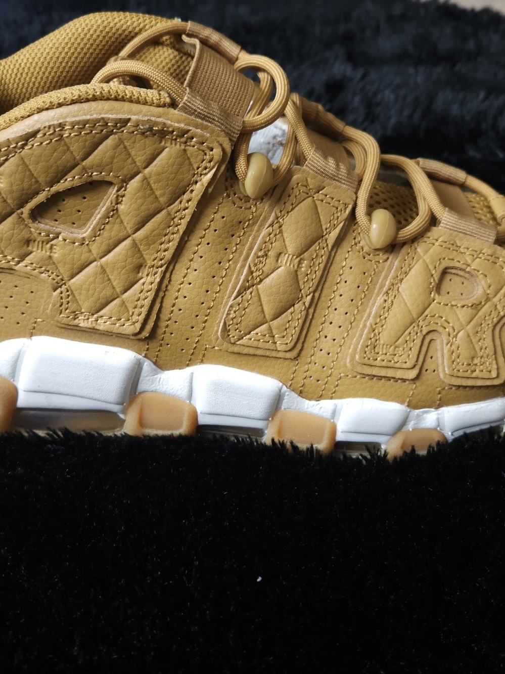 Nike Air More Uptempo Wheat Quilted (W) - Picture 2 of 16